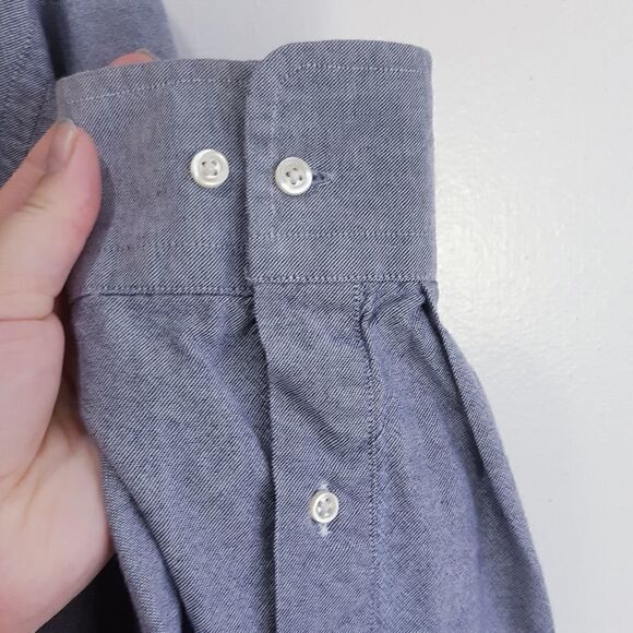 Sedgewick 100% Cotton Gray Button Down Shirt - Picture 9 of 10